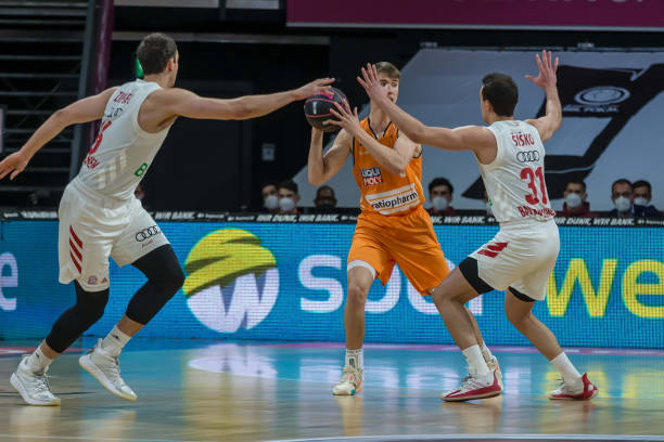 从管理层的 从管理层的